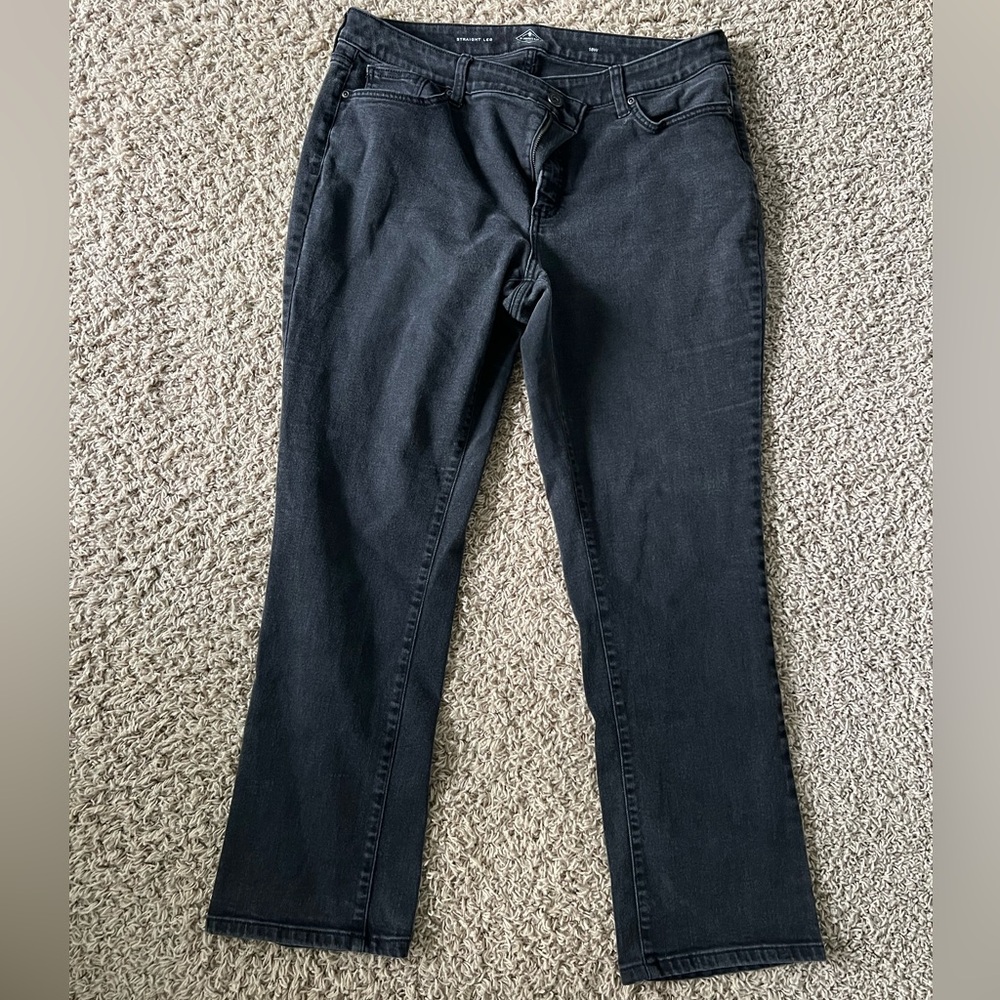 New Women’s Vintage St. John’s Bay Black Denim Jeans Size 16W